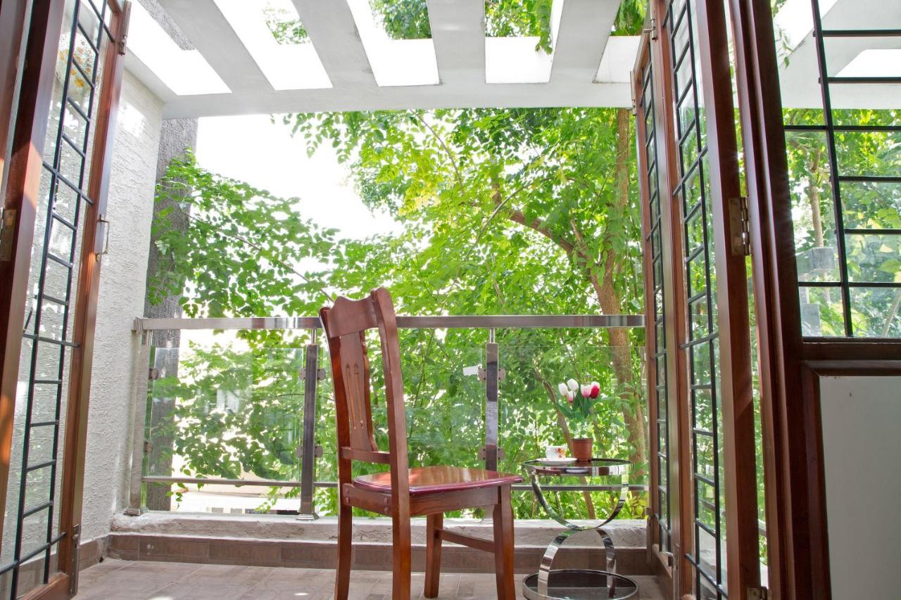 Oyo 8737 King Suites Bangalore Exterior foto